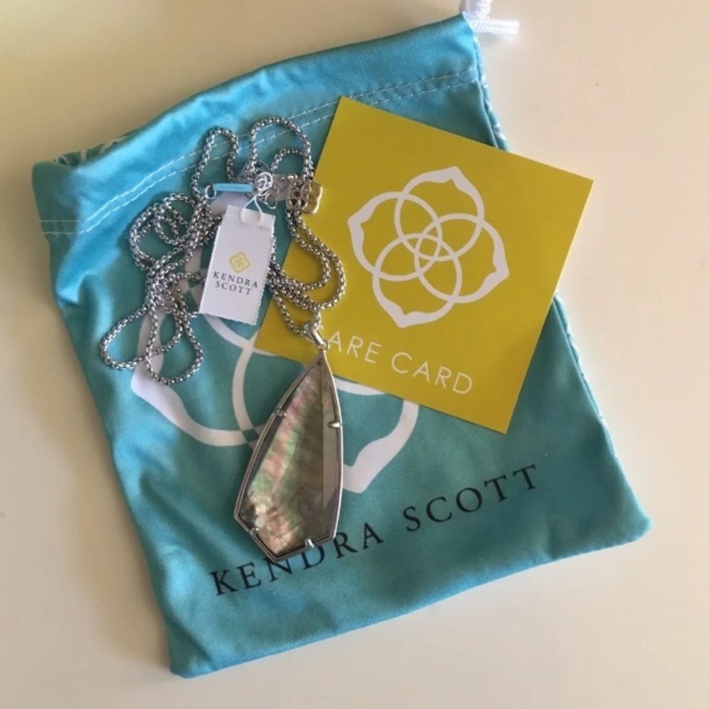Kendra Scott Carole Necklace